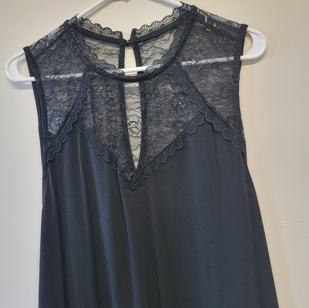 Torrid - BLACK STUDIO KNIT LACE MOCK NECK TANK - Picture 7 of 9